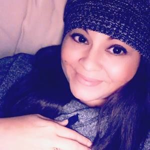 Meet your Posher, Lynda